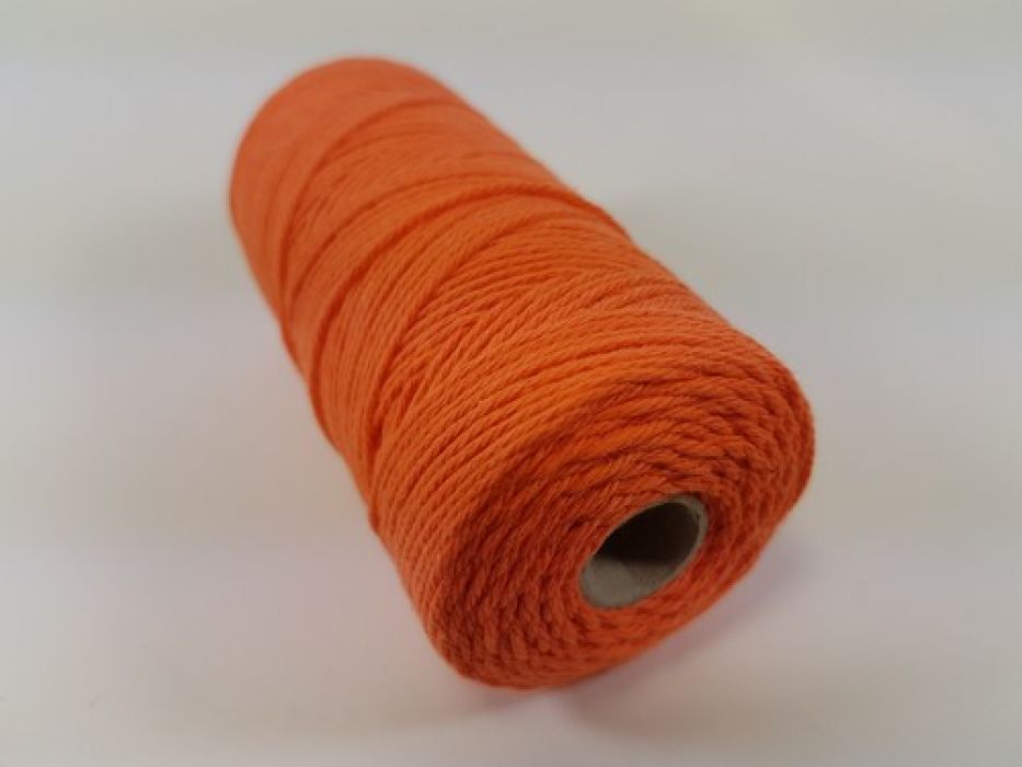 Katoen Macramé touw spoel nr 16 1,5mm 100grs - oranje +/- 110mtr