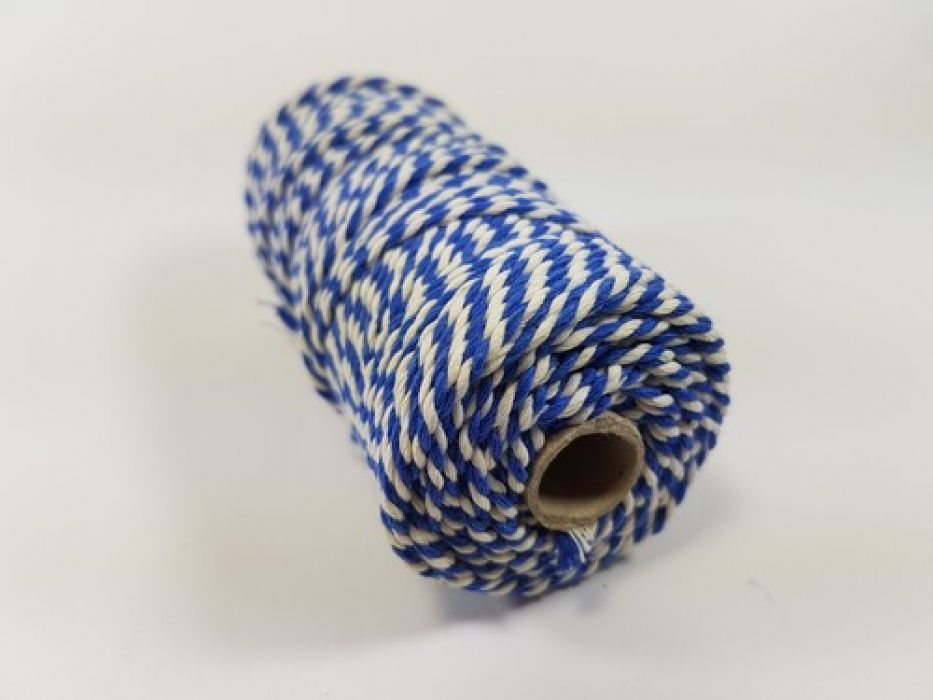 Katoen Macramé touw spoel nr 32 circa 2mm 100grs - blauw wit +/- 43mtr